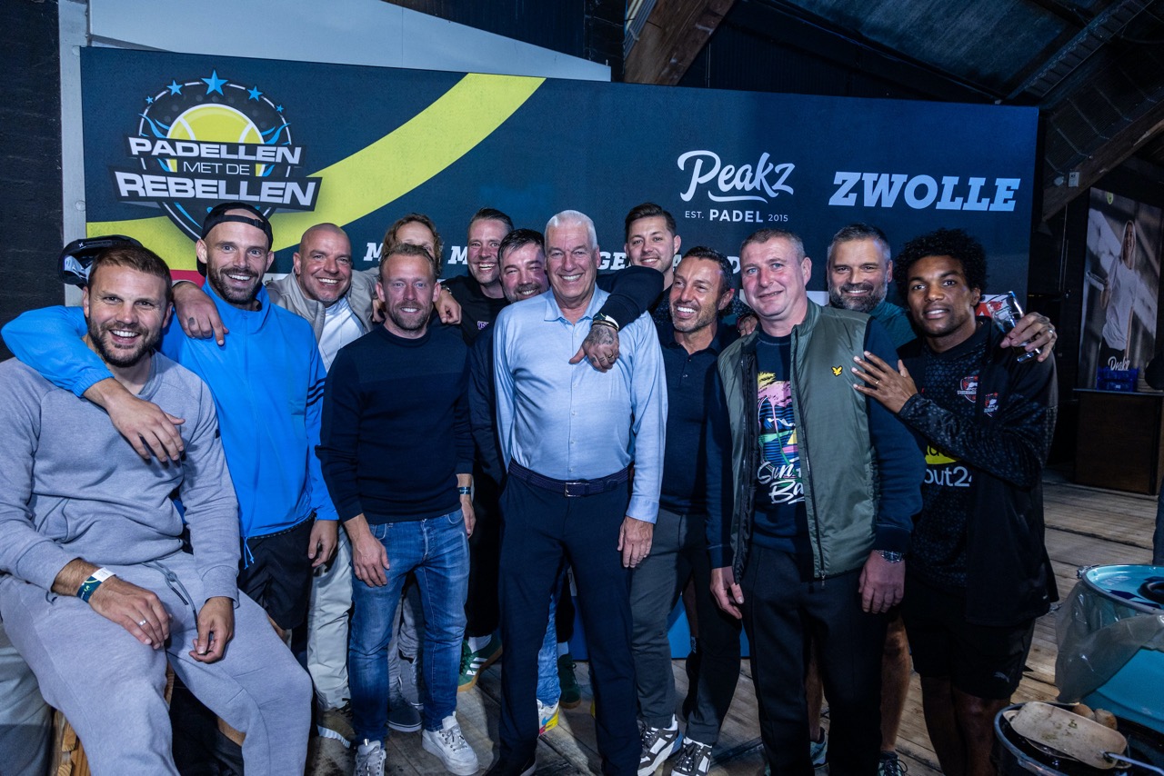 Groepsfoto van de Rebellen tijdens de eerste editie in Zwolle